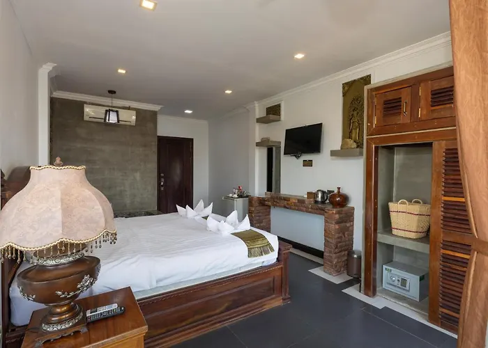 The Five Senses Boutique 3*